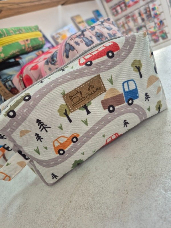 Producto - Cartuchera Autitos