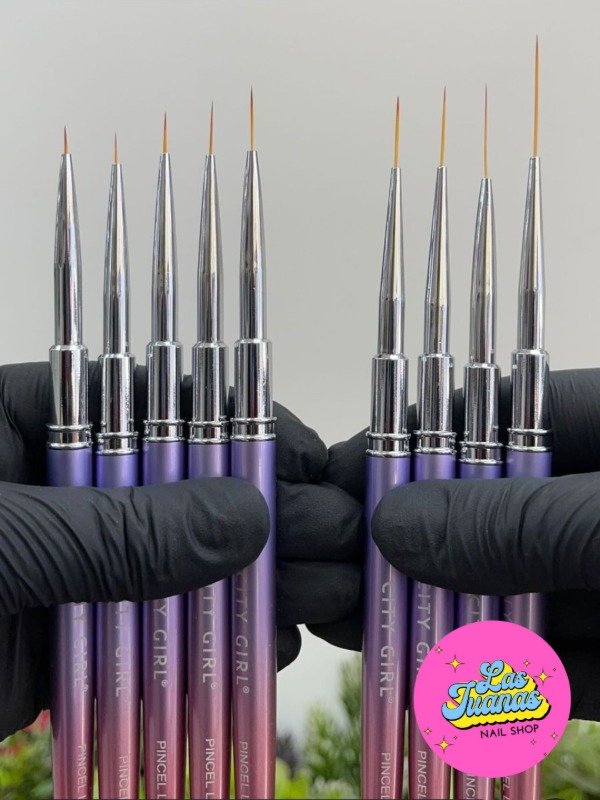 Producto - Pincel Liner con tapa City Girl