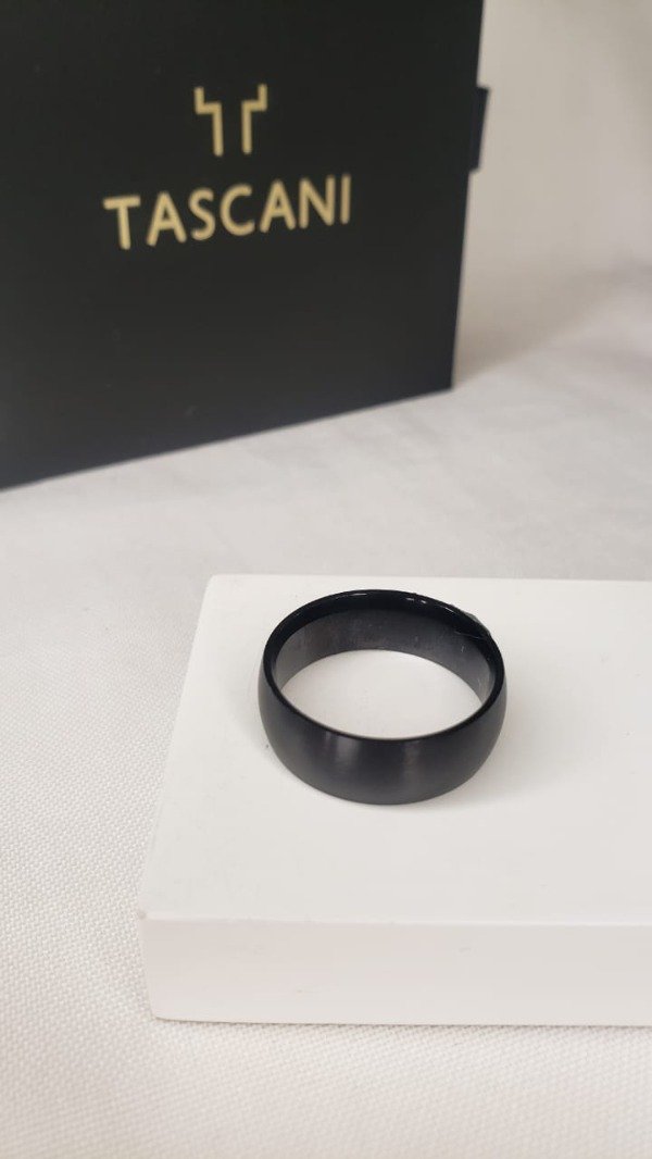 Producto - Anillo liso negro tascani
