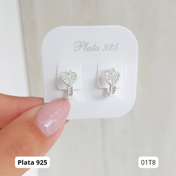 Producto - Aros argolla huggies corazón con micropavé
