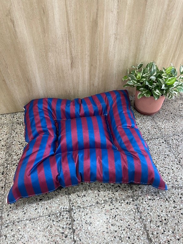 Producto - Almohadón azul y bordó 70 x 75