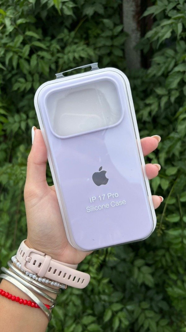 Producto - Silicon case lila - iPhone 17pro