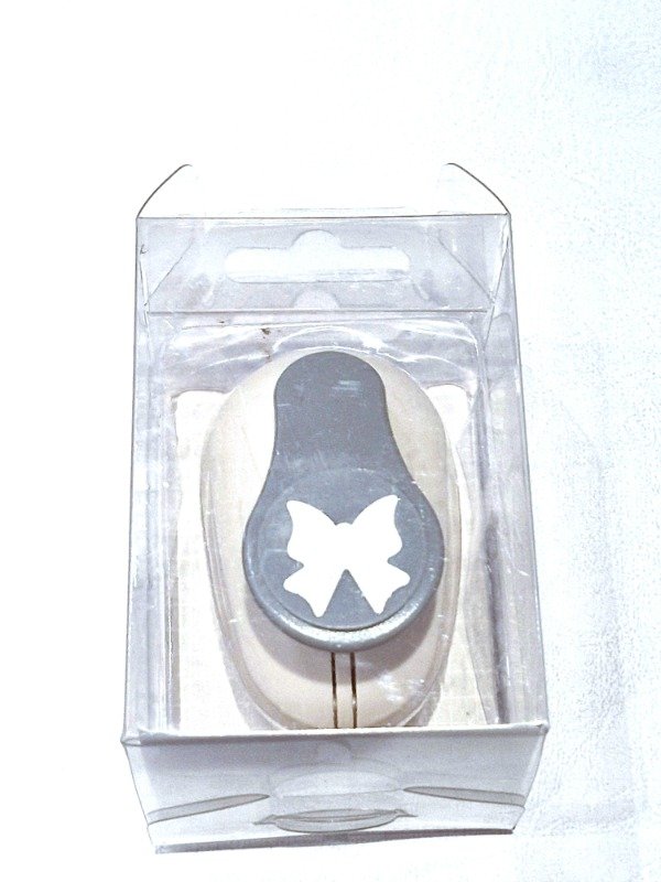 Producto - PERFORADORA ARTISTICA FORMA DE MOÑO 25 MM