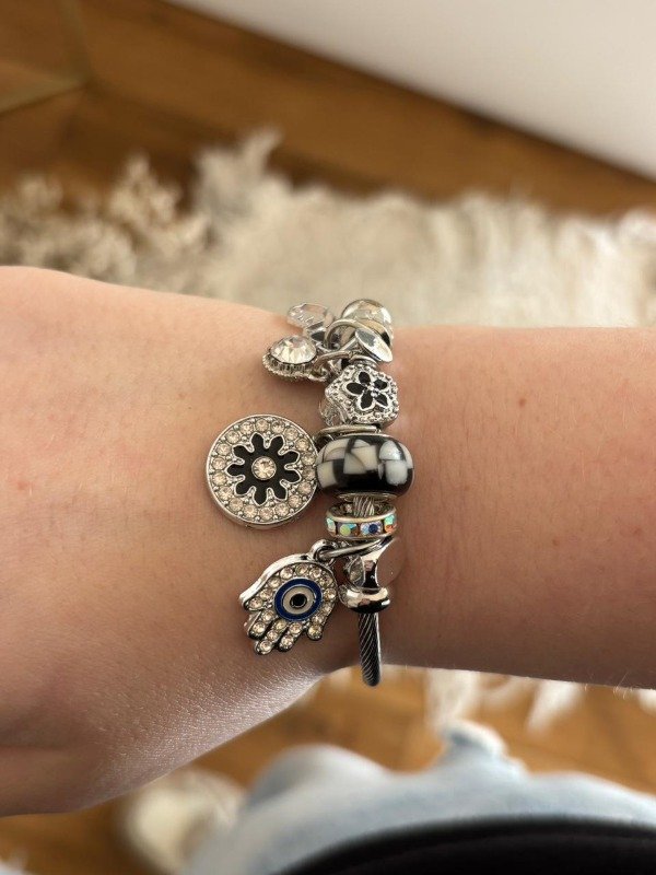 Producto - Pulsera Esclava Dijes black