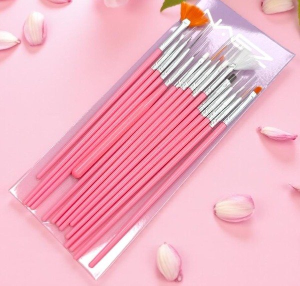 Producto - KIT PINCEL UÑAS 15PCS NAEZ BC2082