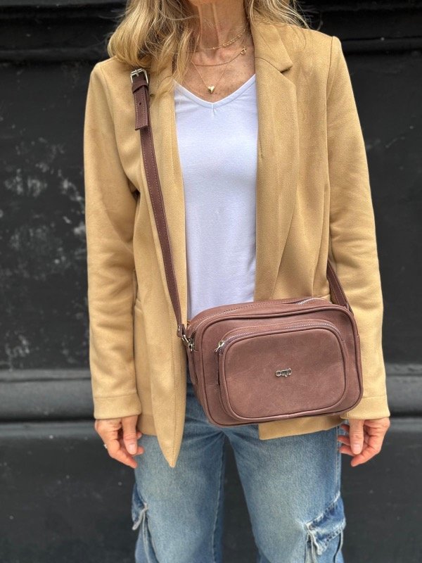 Producto - Bandolera Cuero Mirna chocolate