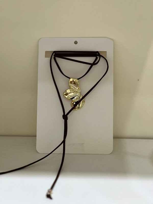 Producto - CHOCKER MITAD FLOR