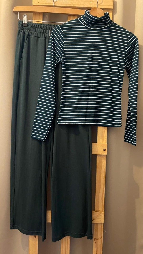 Producto - POLERA RAYADA