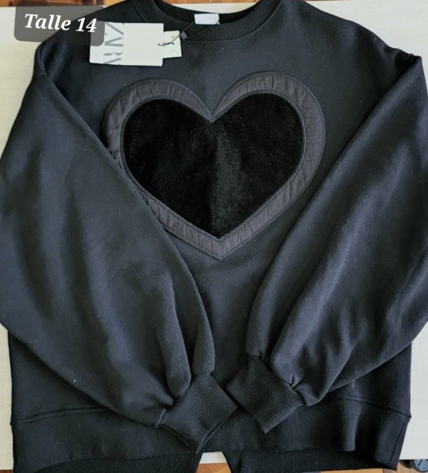 Producto - Buzo con friza zara talle 14 negro