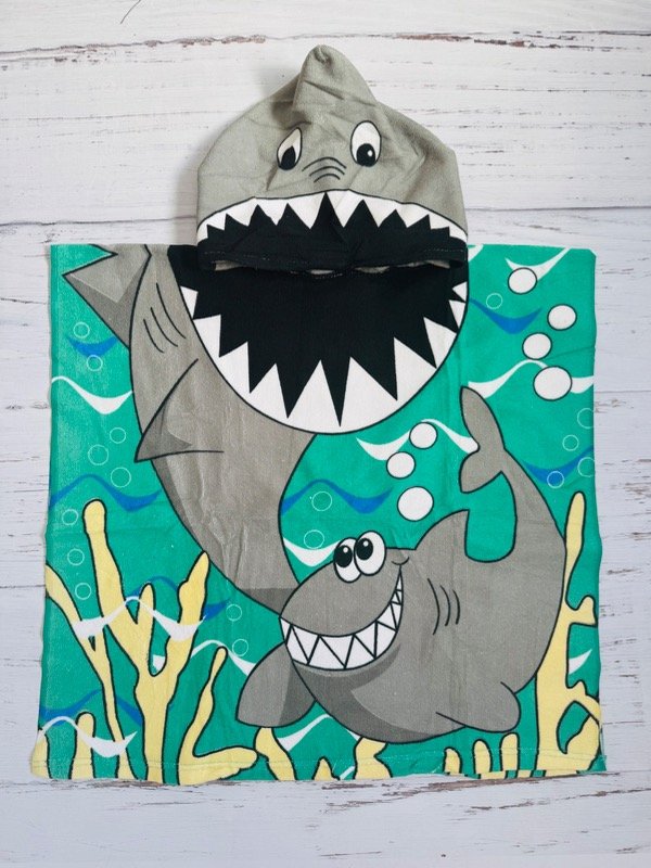 Producto - Poncho de toalla Tiburón