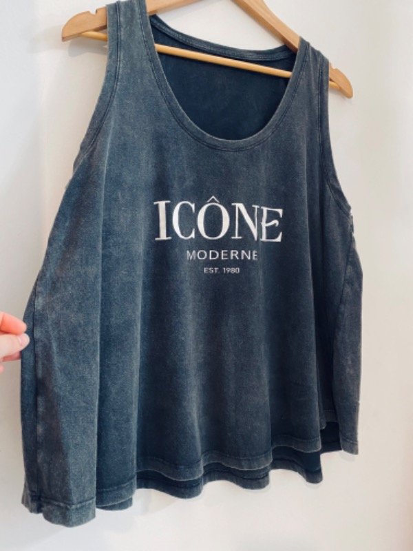 Producto - Musculosa Vita Icone