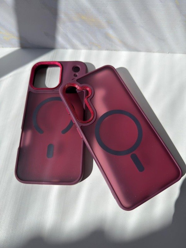 Producto - Case Focus magsafe BORDO