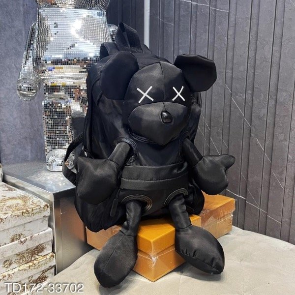 Producto - Mochila osito engomada