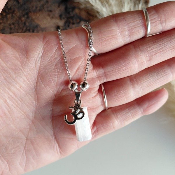 Producto - Collar selenita Om - 0