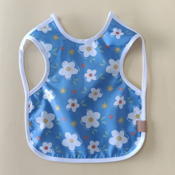 Producto - Babero impermeable flores blancas