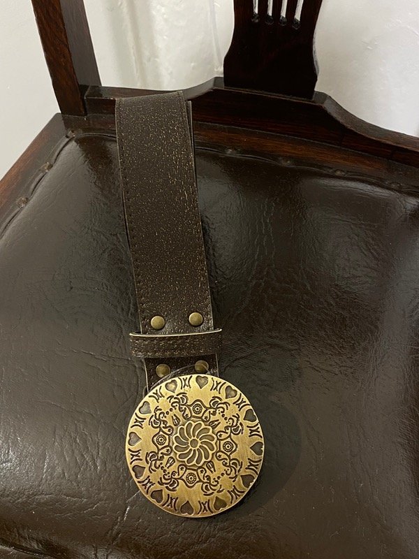 Producto - cinto chapón marrón modelo III