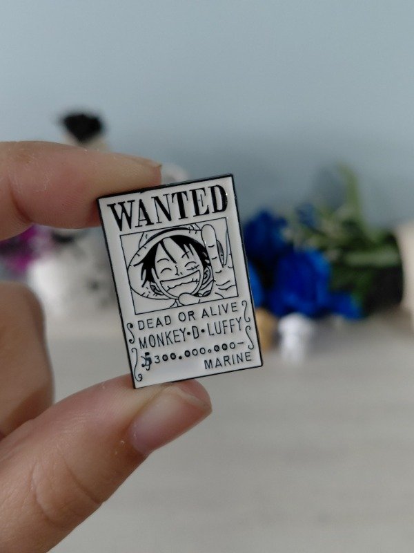 Producto - Pin metalizado - One piece #1443