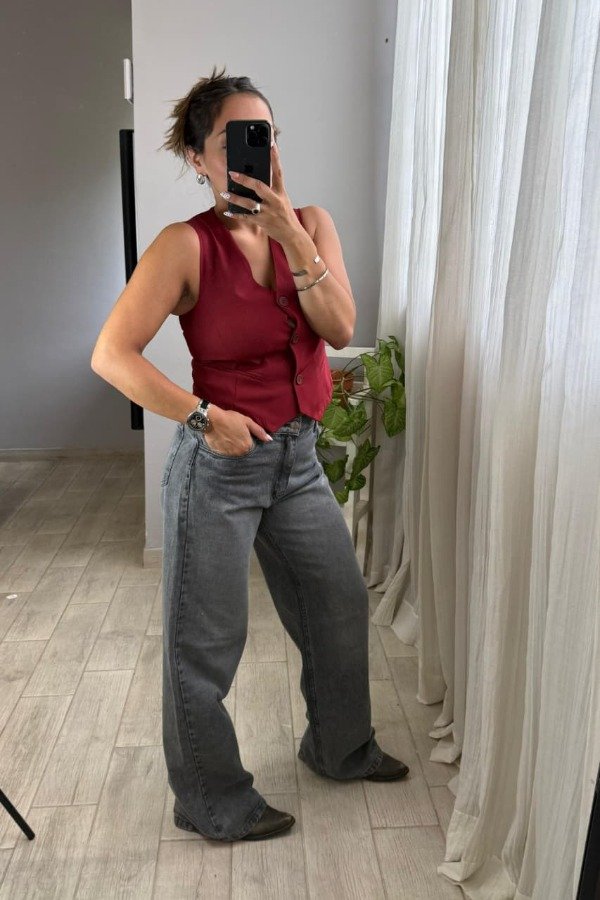 Producto - Chaleco Jango Bordo // 27.900 TRANSF