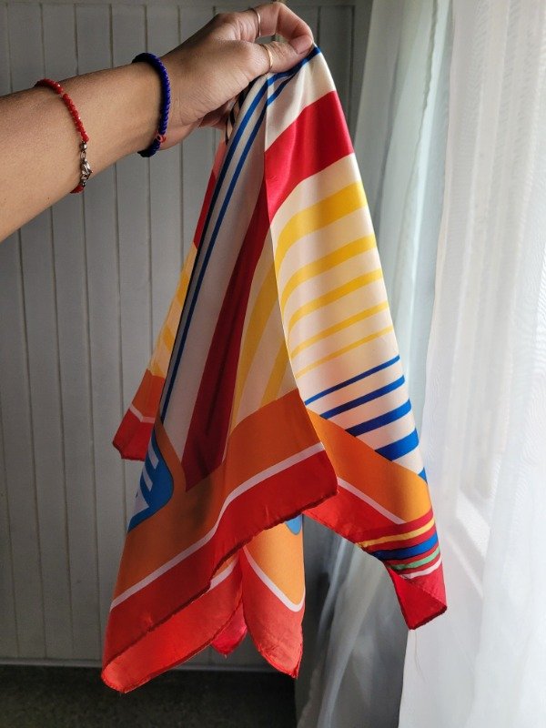 Producto - Pañuelo cuadrado Mille