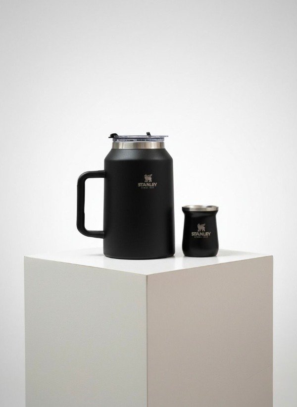 Producto - TERMO 1.900 LTRS CON VASO