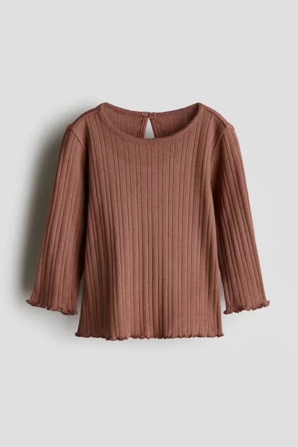 Producto - Remera HyM chocolate - 0