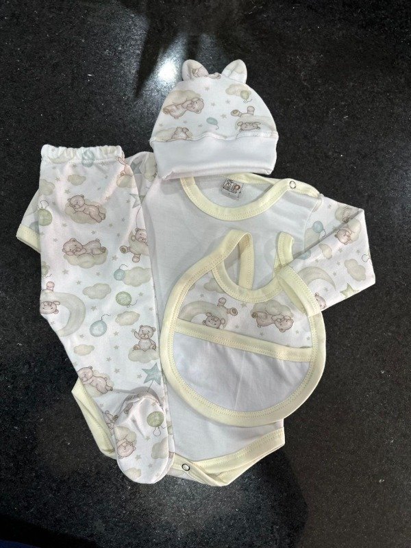Producto - Ajuar 4 piezas unisex