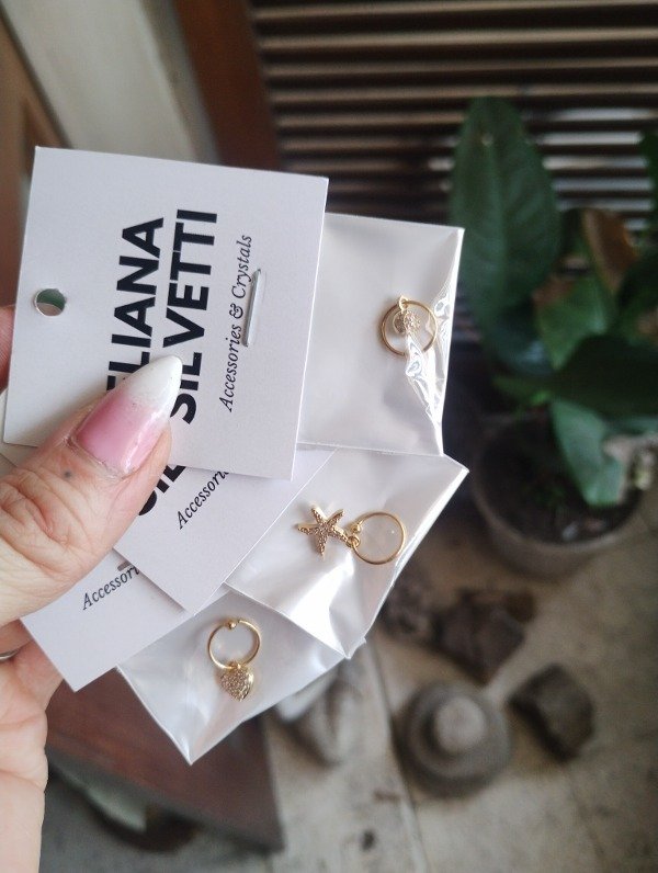 Producto - Piercing con dije y cúbics línea gold