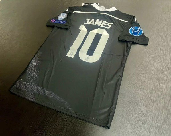 Producto - CAMISETA REAL MADRID IMPORTADA ALTERNATIVA RETRO 2014/2015 #10 JAMES - 1