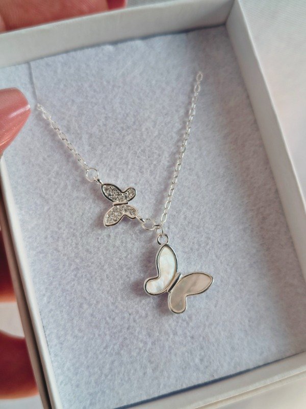 Producto - Collar con doble mariposa