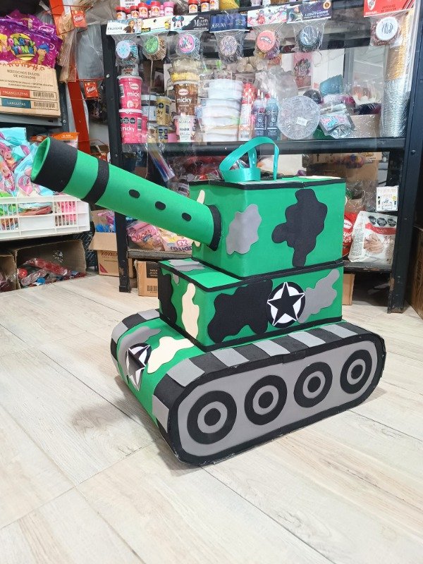 Producto - Piñata Tanque de guerra militar fortnite freefire gta