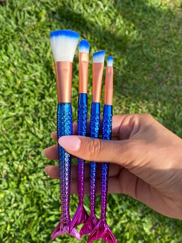 Producto - Brochas sirenas tornasol x4