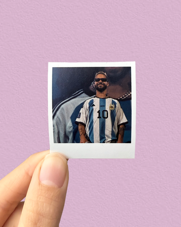 Producto - MORA POLAROID #2 - Sticker Individual Mora