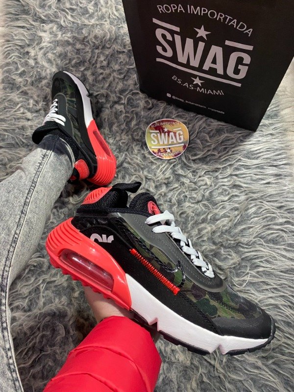 Producto - AIR MAX 2090 CAMO RED