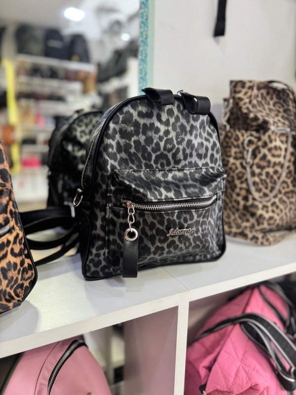 Producto - Mochila Regina Animal print 2