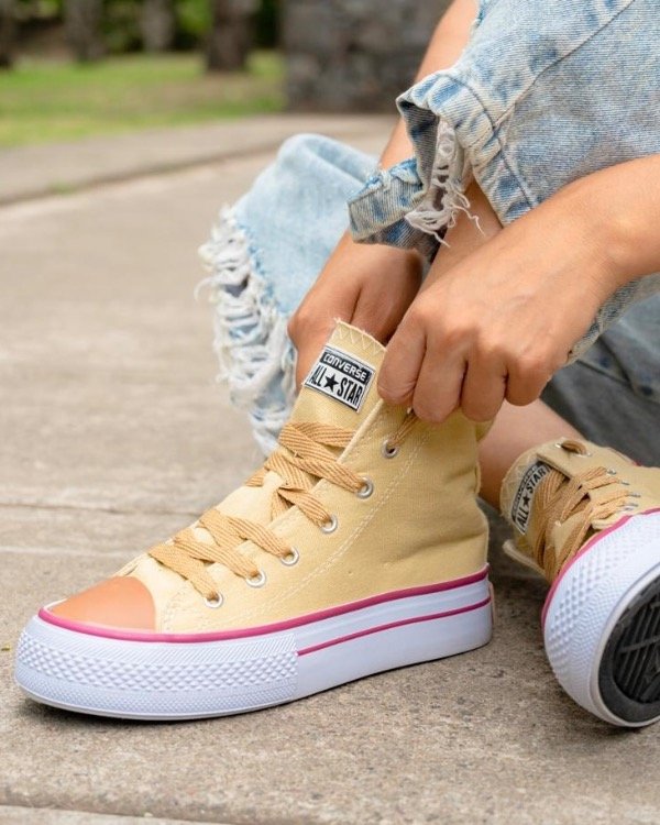 Producto - Botitas Beige C/Plataforma