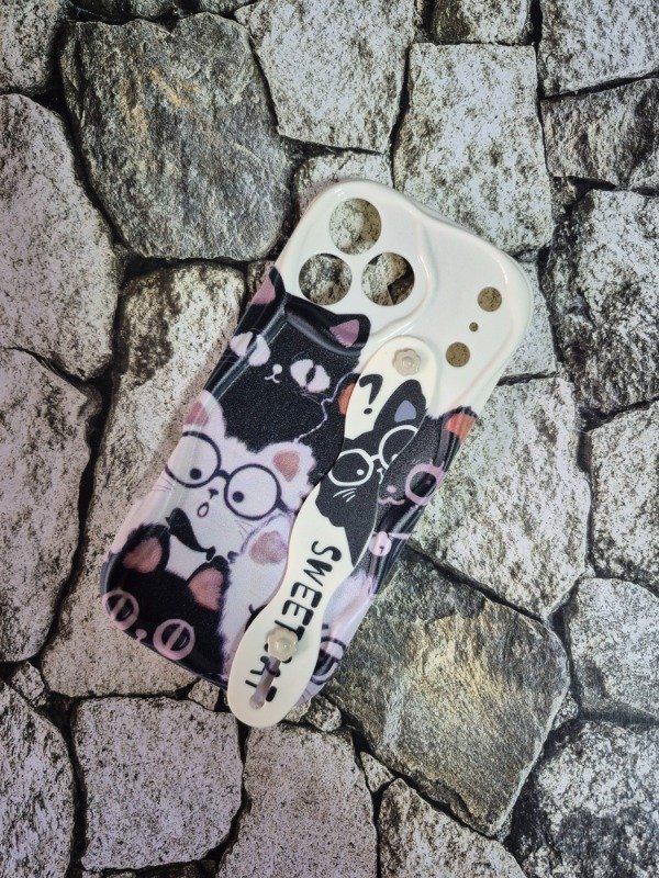 Producto - Funda tpu diseño con strap gatitos