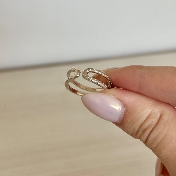 Producto - Anillo Curvo