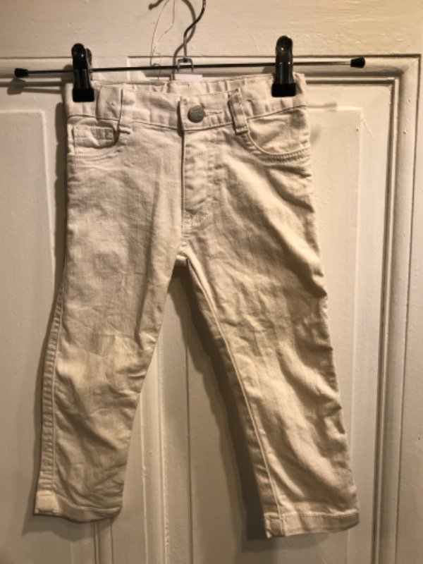 Producto - Jean MIMO blanco chupin- Talle 2 años- PRECIO: 9x