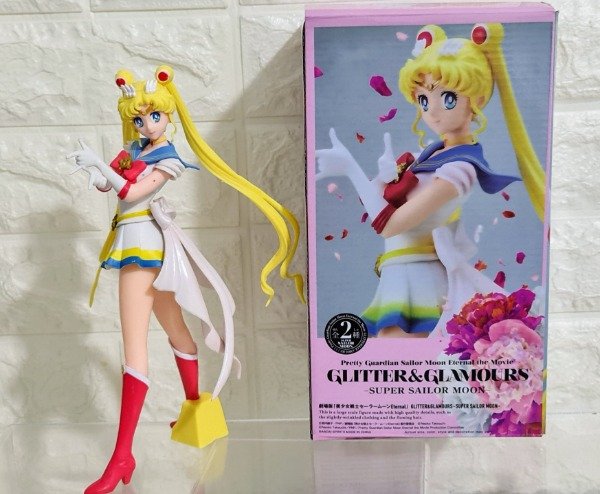 Producto - Figura Sailor Moon 25 cm en caja