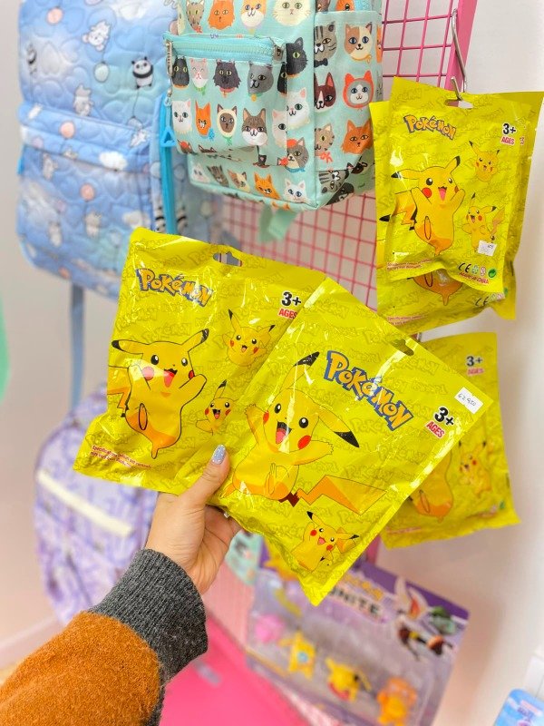 Producto - LLAVERO SORPRESA PIKACHU - BALI