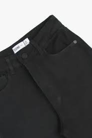 Producto - Mom Fit Ultra Black - 2