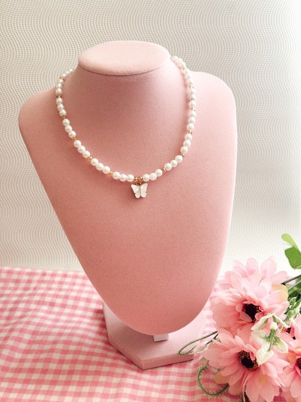 Producto - Collar Mariposa Blanca Cristal