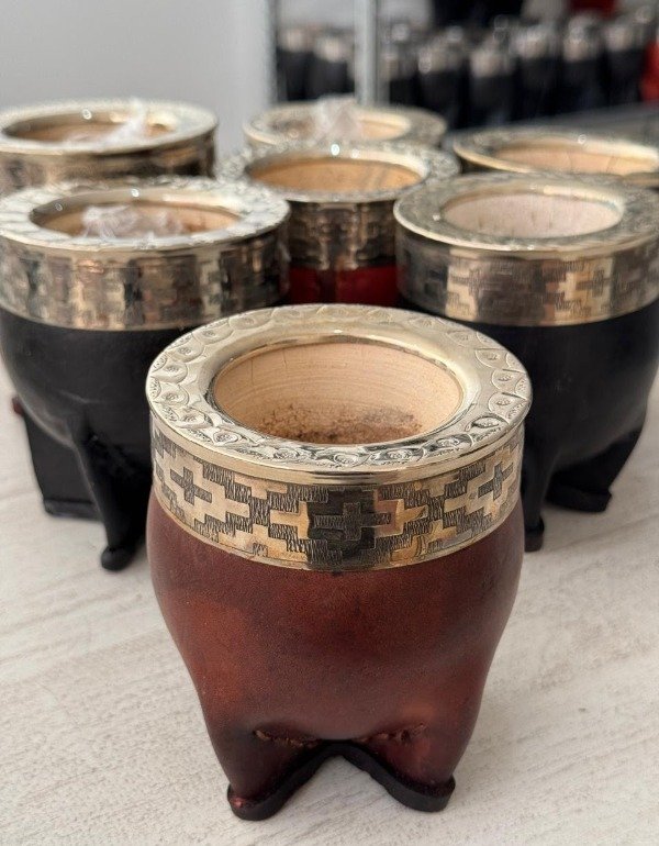 Producto - IMPERIAL DE ALPACA Virola cincelada.