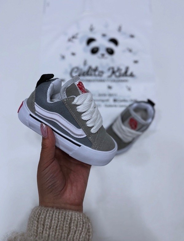 Producto - VANS GRIS