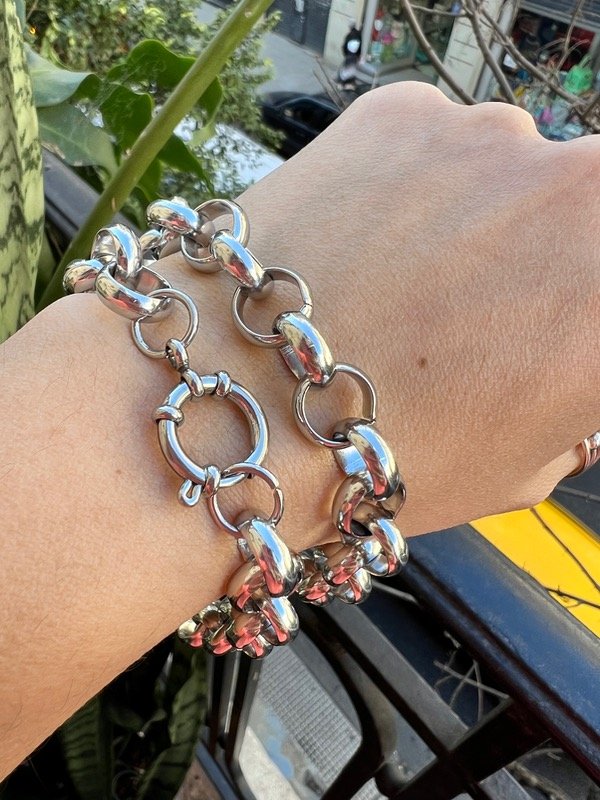 Producto - 2 pulseras rolo de acero con cierre marinero
