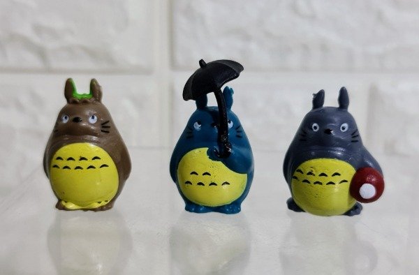 Producto - Figuras Totoro set x 3 figuras de 3 cm (grupo 4)