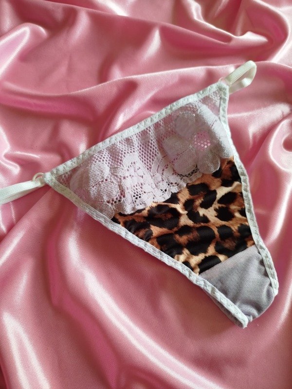 Producto - Tanga lila y animal S/M UNICA