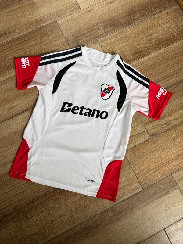 Producto - Remera de Entrenamiento River Plate 2026 - 0