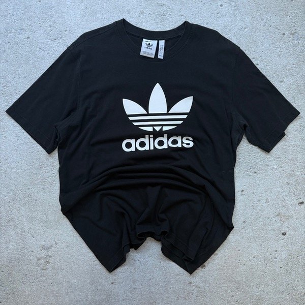 Producto - Remera Adidas original