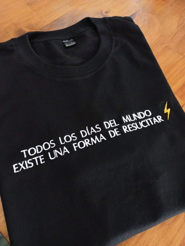 Producto - Remera Música (Tan Bionica)